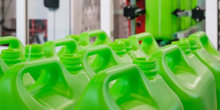 2 métodos probados para purgar su máquina de moldeo por extrusión y soplado