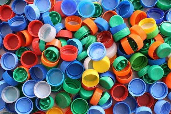 different-color-bottle-caps