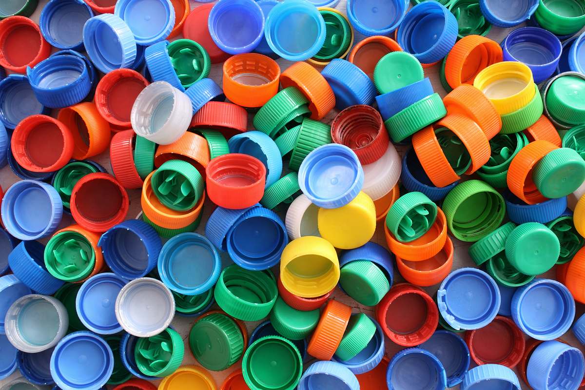 different-color-bottle-caps